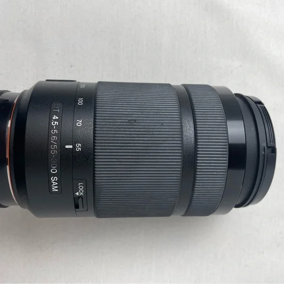 ソニー Sony 55-300mm Telephoto Lens DT 6814 Amazon.com : Sony 55-300mm DT f/4.5-5.6 SAM Telephoto Zoom A-Mount